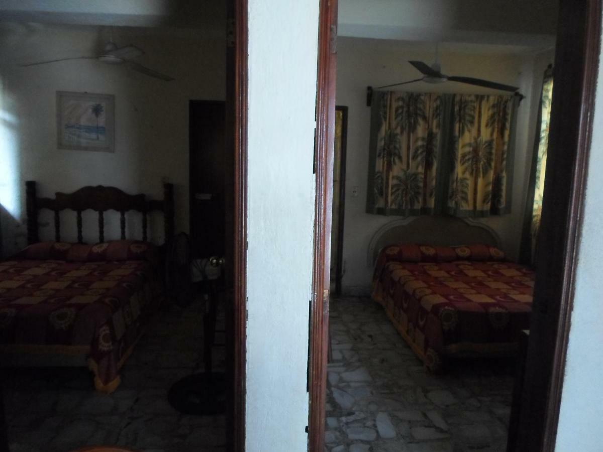 Casa De Huespedes Santa Fe Acapulco Hotel Zewnętrze zdjęcie